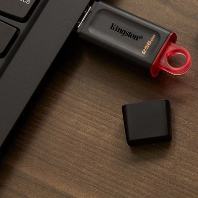 Memory Cards, USB Storage