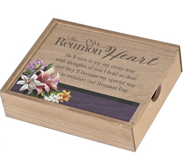 Memory Box Reunion Heart Woodgrain