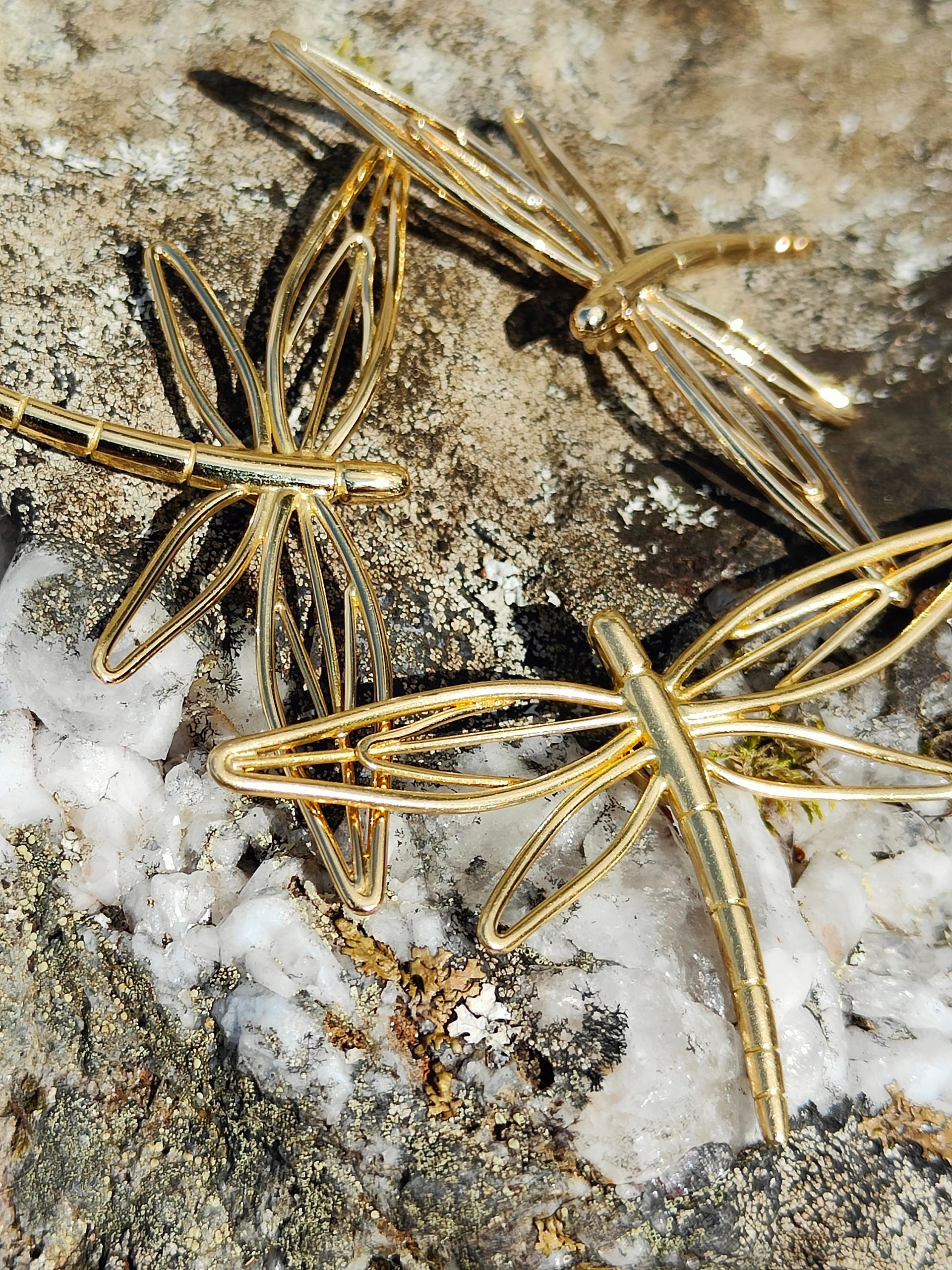 Mystical Dragonfly Pendant  (14ct)