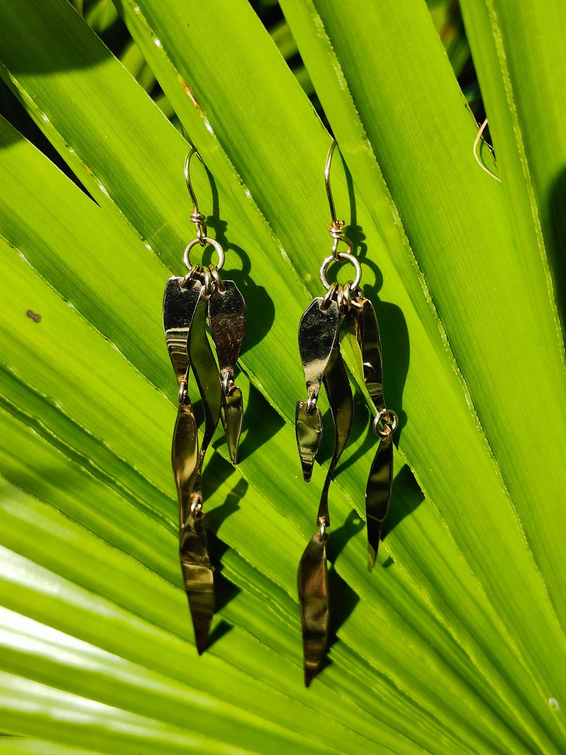 Shimmering Amazonas  Leaves Earrings