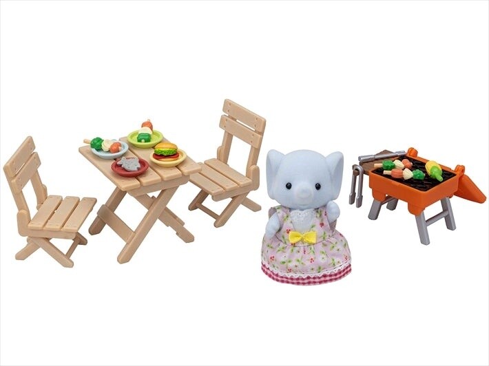 Calico Critter Elephant BBQ Picnic Set