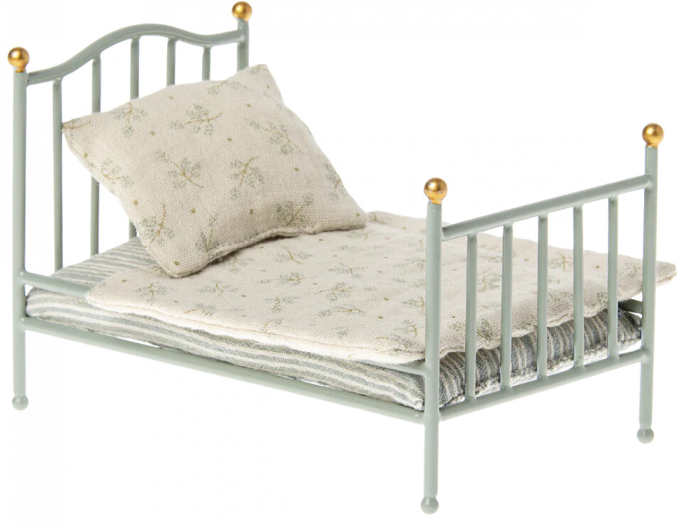 Maileg Vintage Mouse Bed Mint