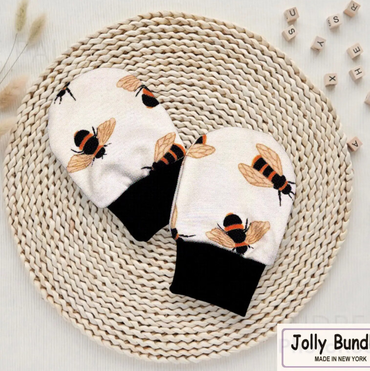 JollyBundles no-scratch mitts- bumble bee