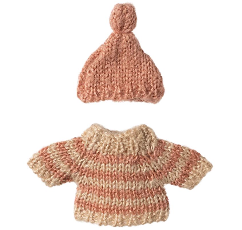 Maileg Lil Knitted Sweater &amp; Hat- Big Sister Mouse