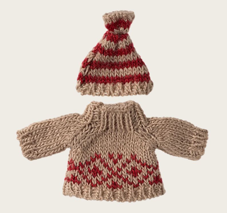 Maileg Knitted Sweater &amp; Hat- Mom/Dad Mouse