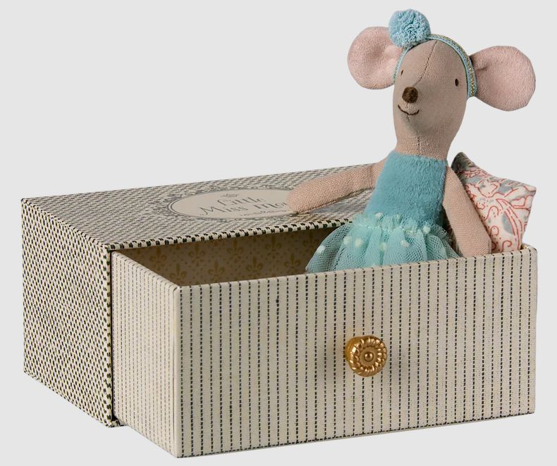 Maileg dance mouse in daybed- little sister