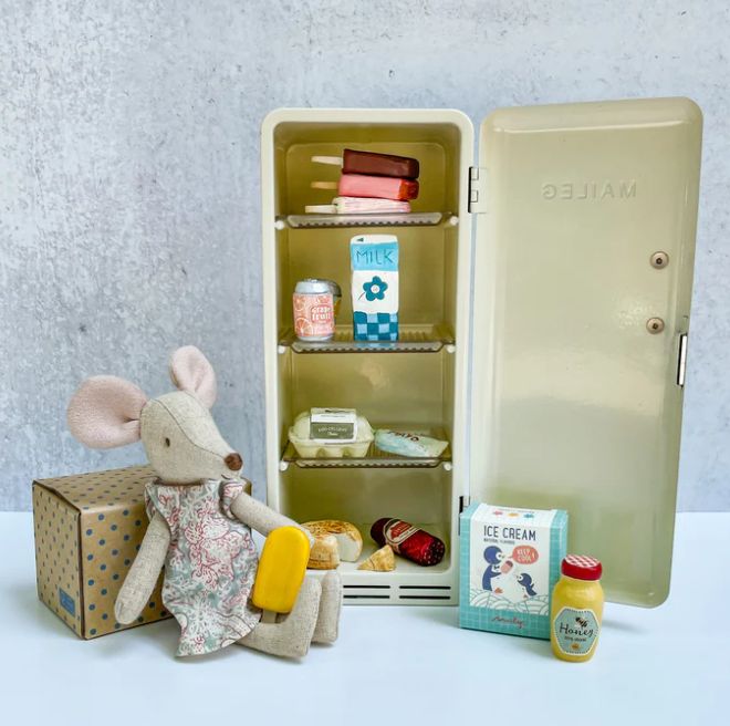 Maileg Fridge with Food