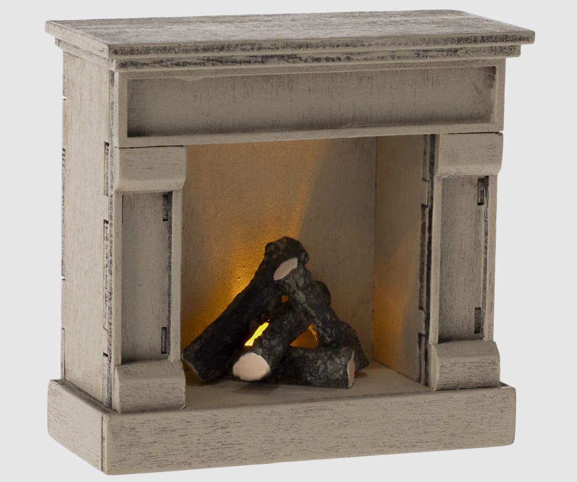 Maileg Fireplace- off white