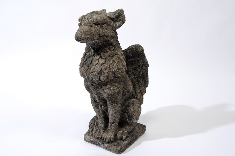 STATELY GRIFFIN