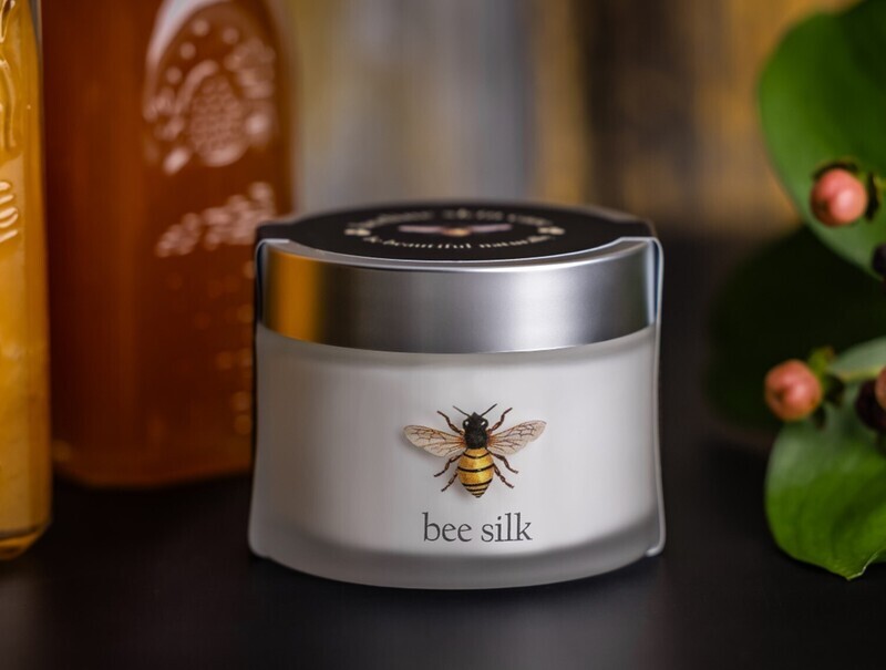 Bee Silk Moisturizing Creme
