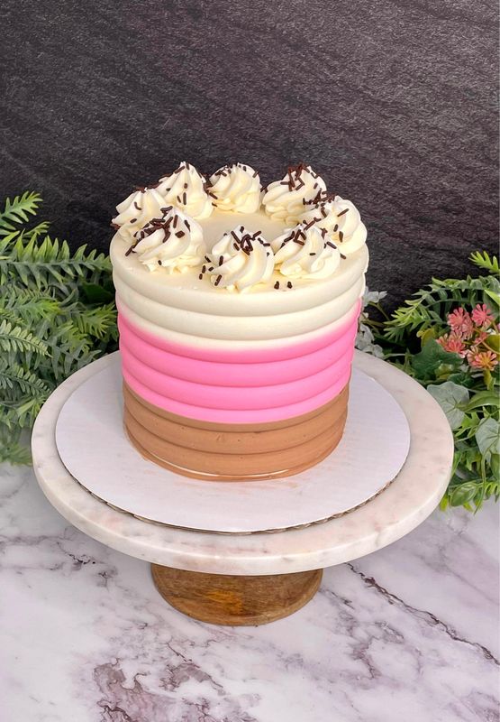 Neapolitan Cake