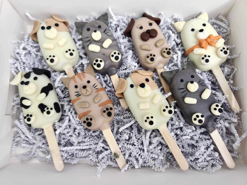 Dog and Cat Cake Sickles