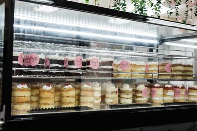 Signature Baby Cakes Dozen