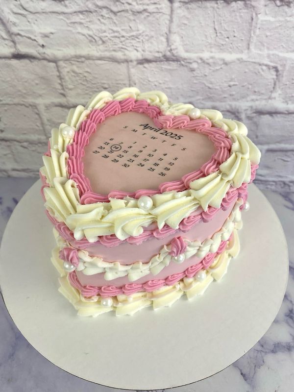 Calendar Heart Cake
