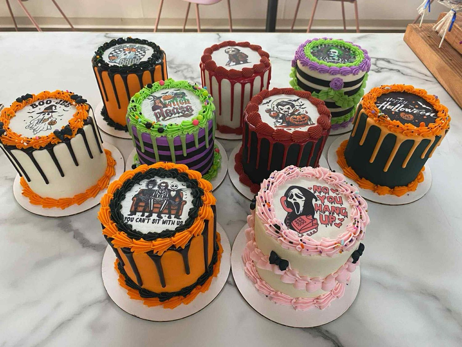 4in Halloween Cakes