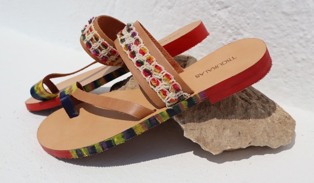 TROPICAL SANDALS