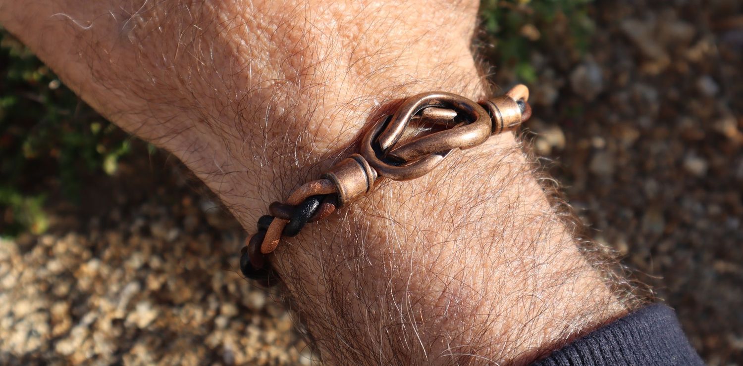 ACHILLES twisted black and brown leather men's bracelet with bronze color metal clasp