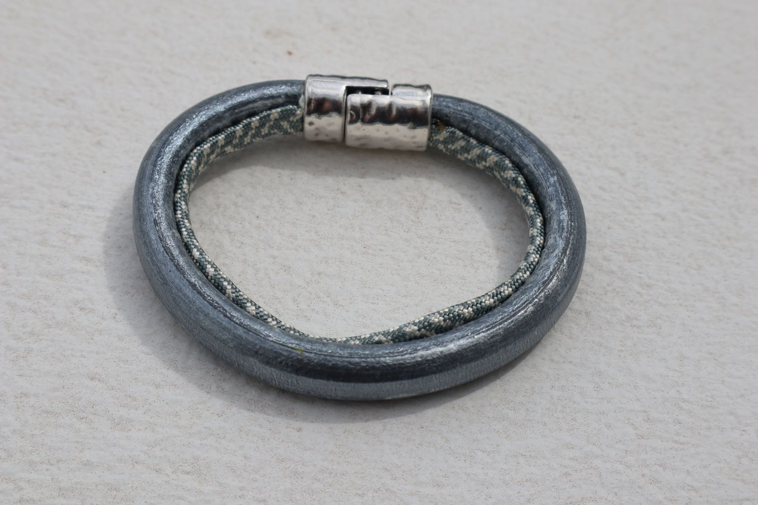CORFU / ΚΕΡΚΥΡΑ handmade antique silver Regaliz men's  leather bracelet with hammered metal magnetic closure
