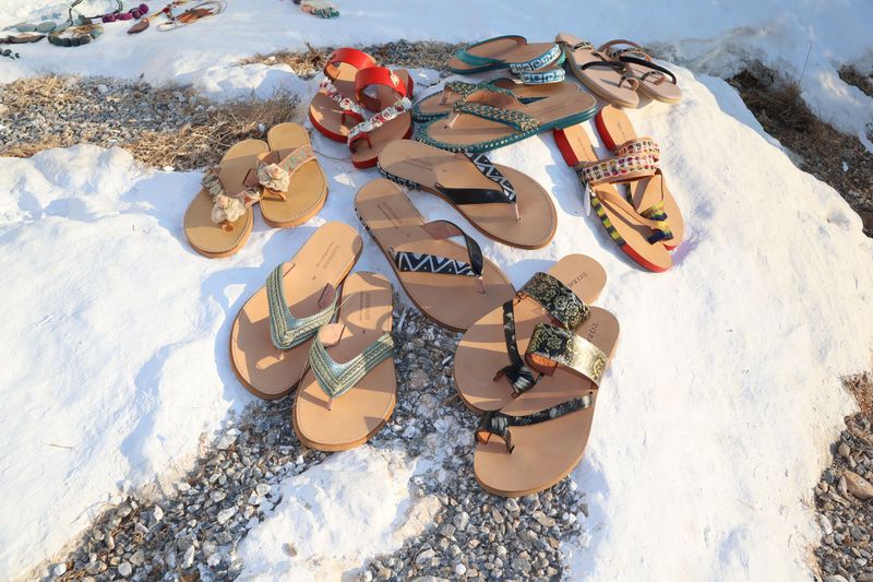 WOMENS SANDALS