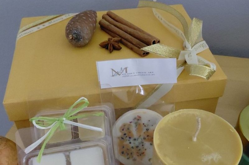 GIFT BOX