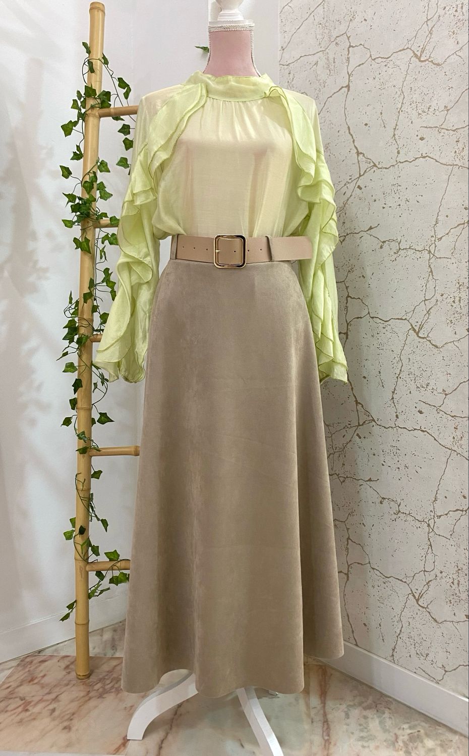 Blusa con volantes  ALEJANDRA