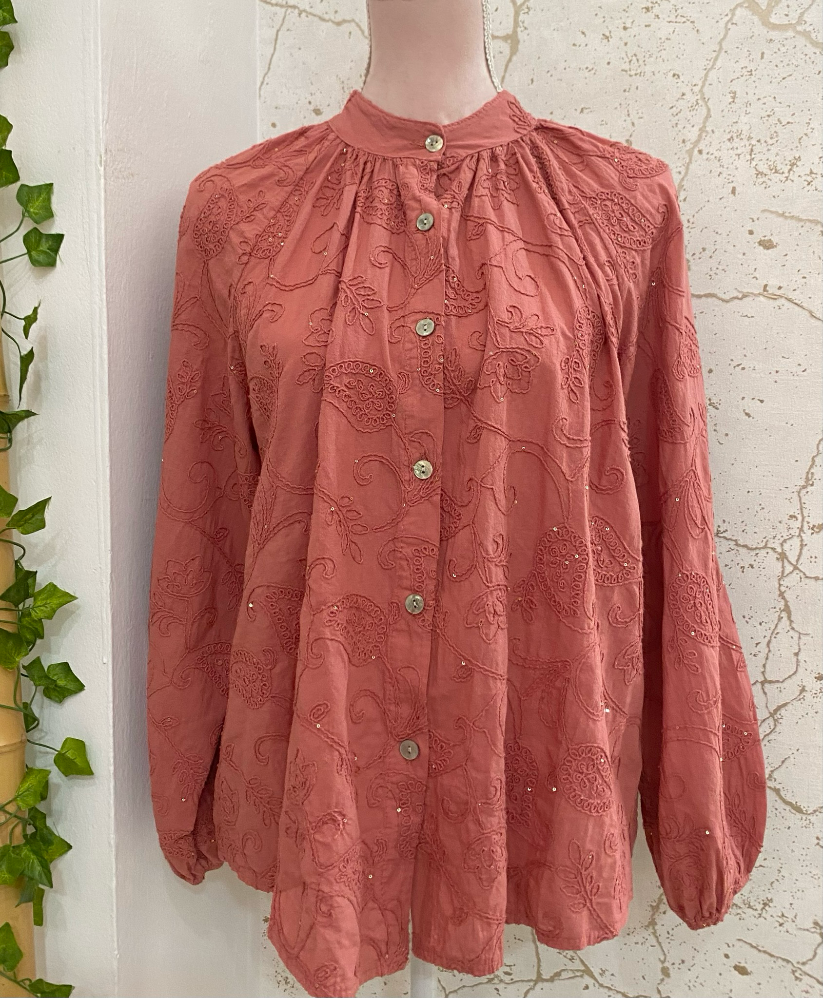 Blusa bordada  CELIA