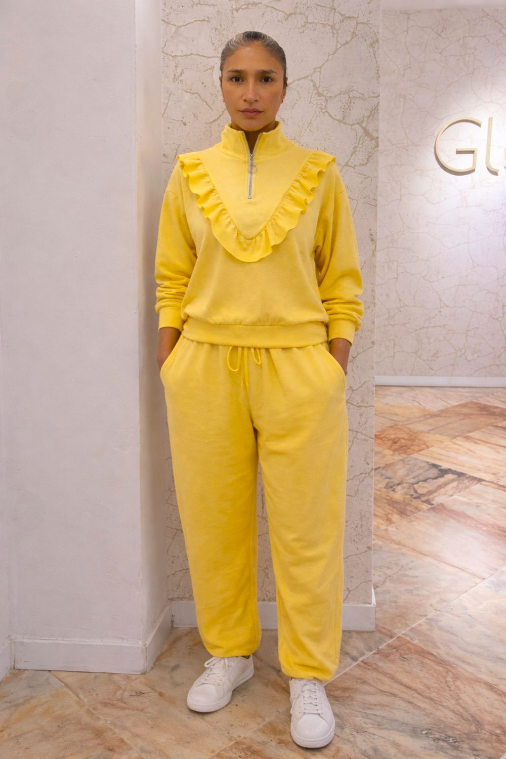 Pantalón deportivo SARISHA Pantalón deportivo SARISHA