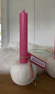 Smiley oder Guglhupf mit Kerze