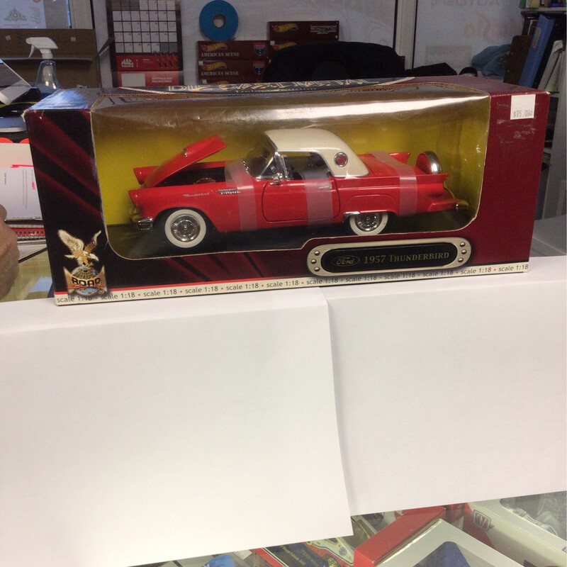 1957 Ford Thunderbird