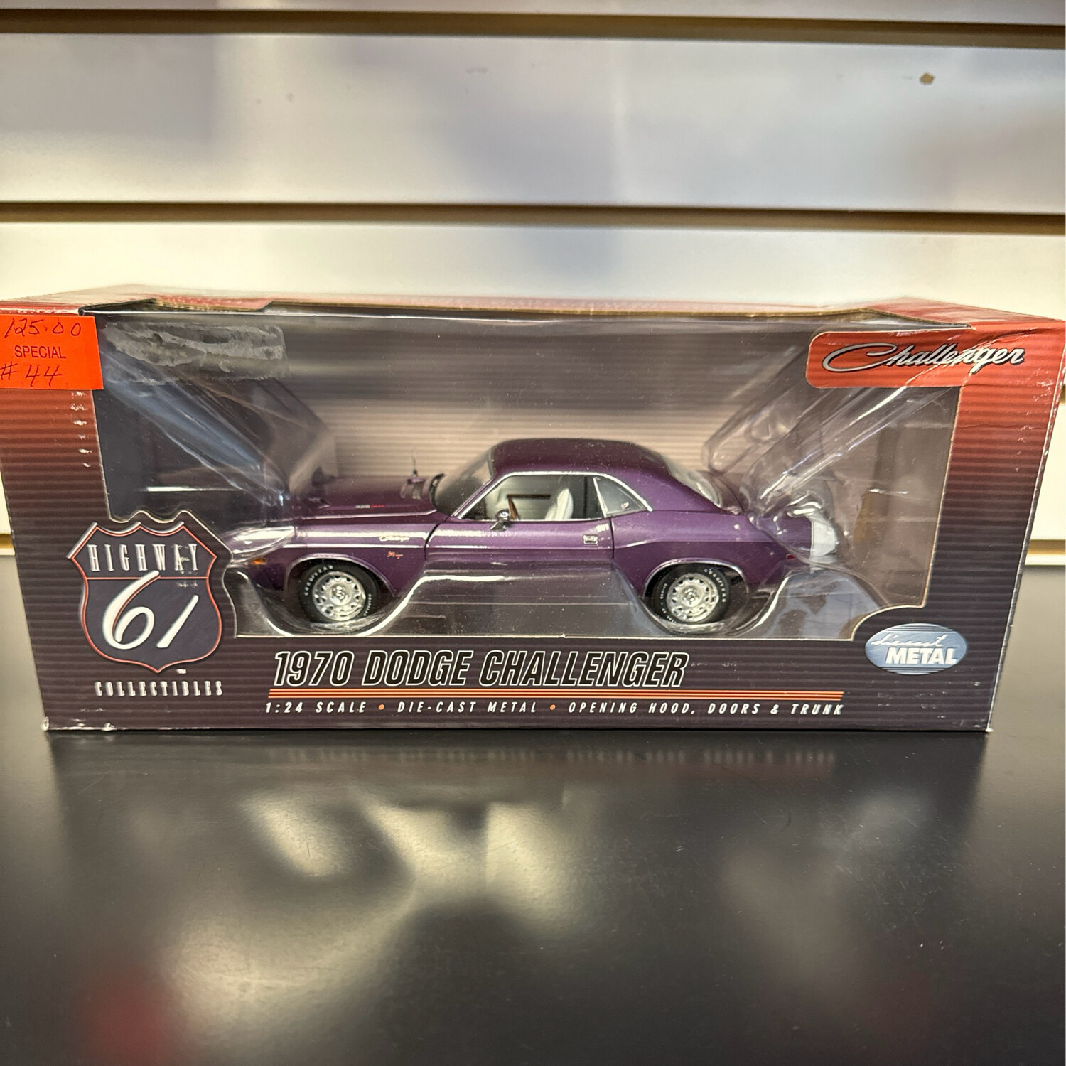 1970 Dodge Challenger Purple