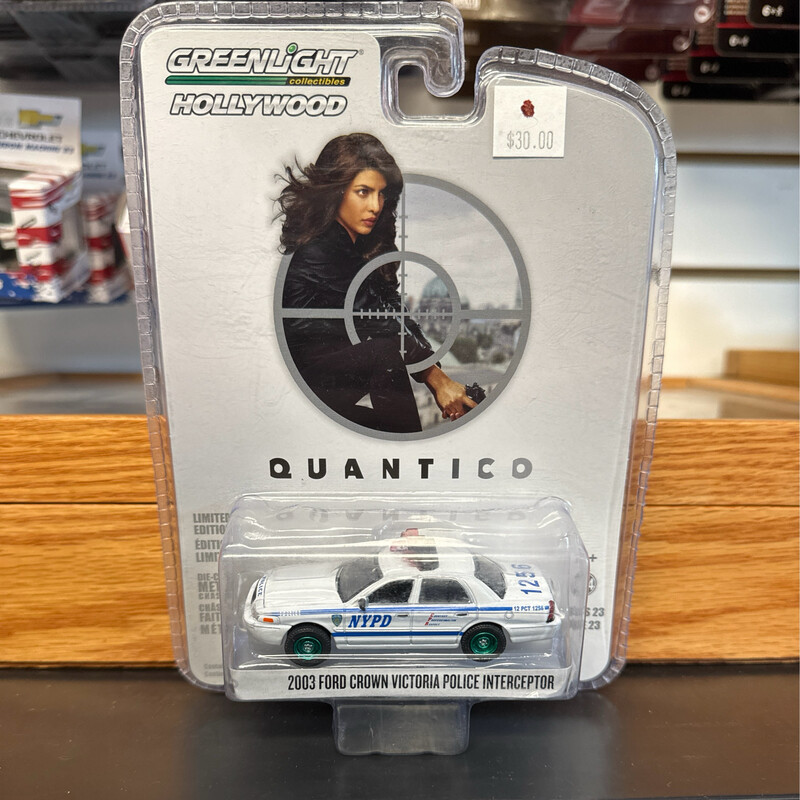 Quantico 2003 Ford Crown Victoria Police Interceptor Chase