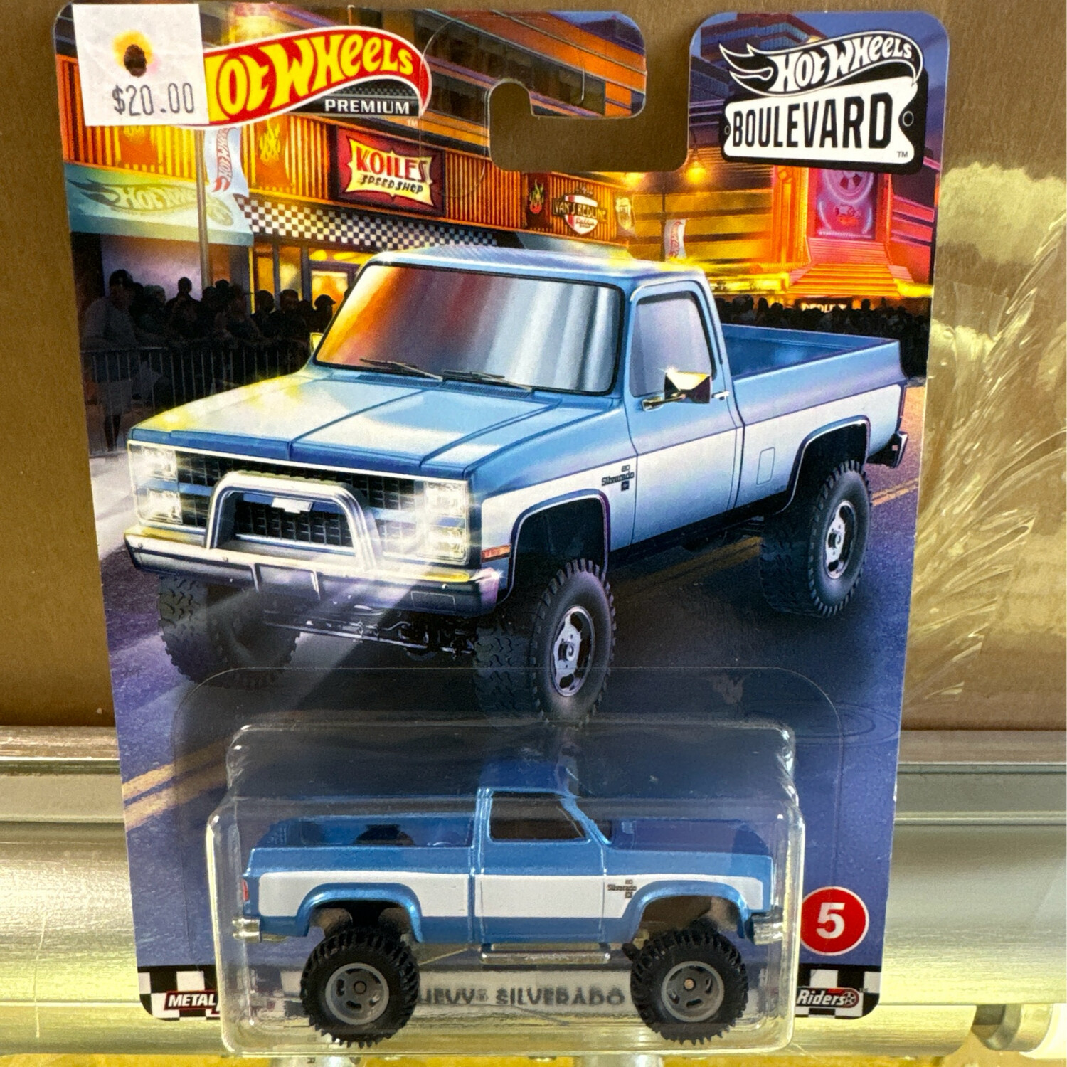 Boulevard 83 Chevy Silverado 4x4