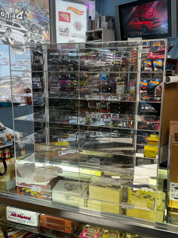 Carney Case 1/18 Scale 6 Tier