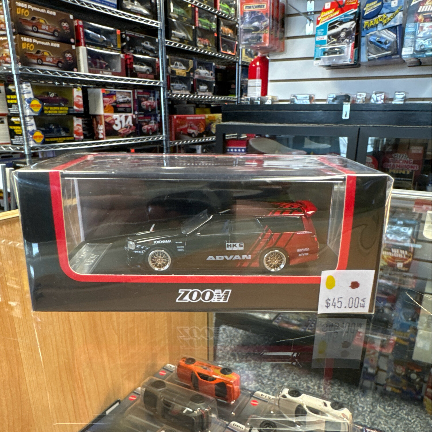 Advan Nissan Stagea R34