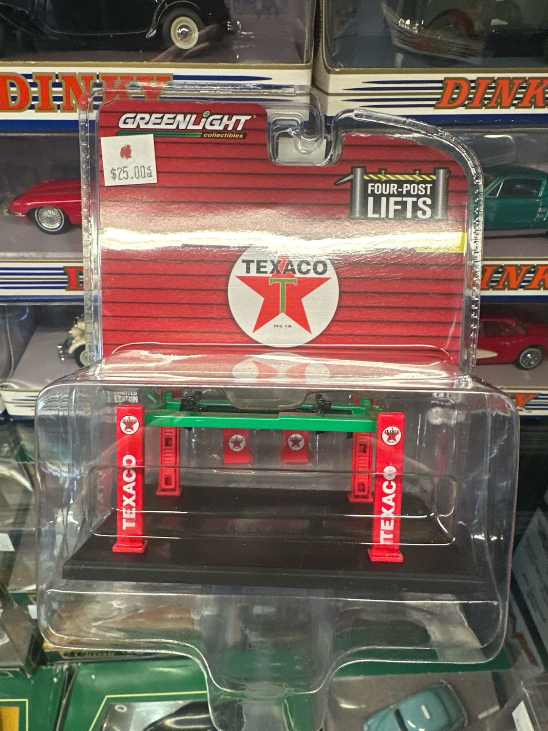 Greenlight Texaco Four Post Lifts
