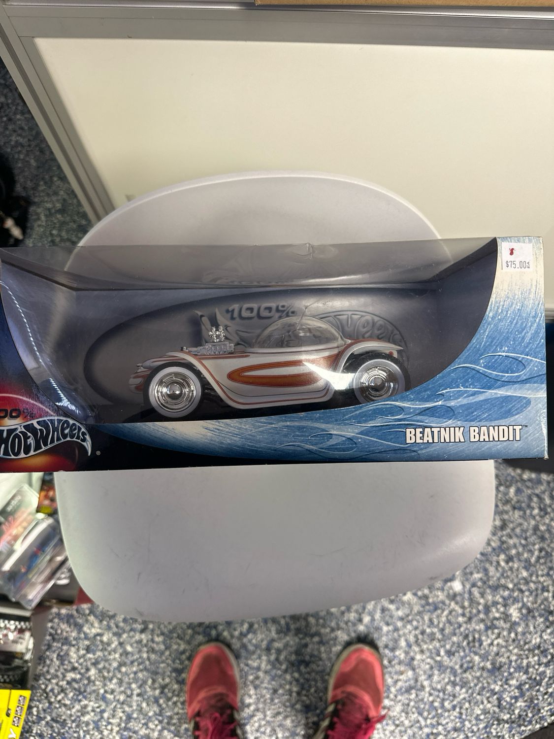 Hot Wheels 1\18 Beatnik Bandit