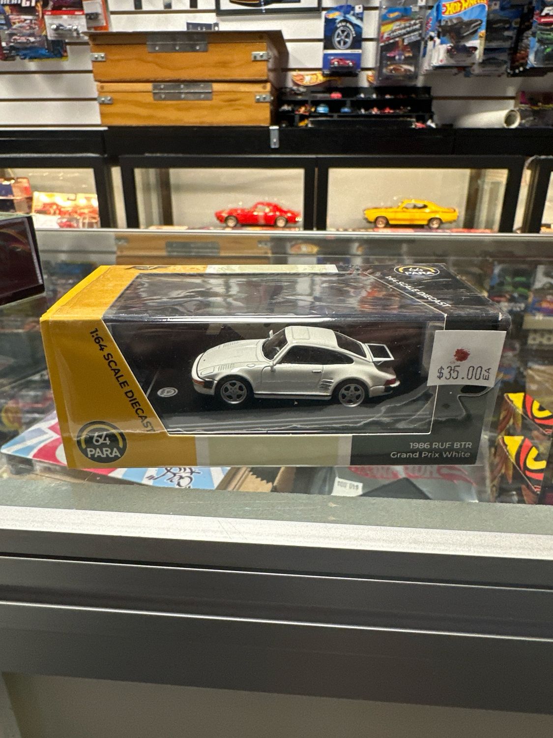 Para64 1986 RUF BTR Grand Prix WHITE
