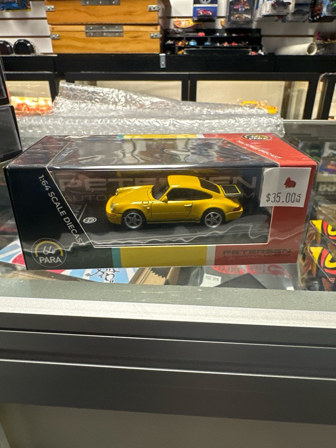 Para64 RUF CTR YELLOW