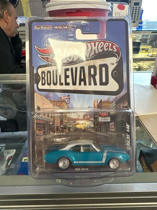 HW BOULEVARD 68&#39;OLDS 442