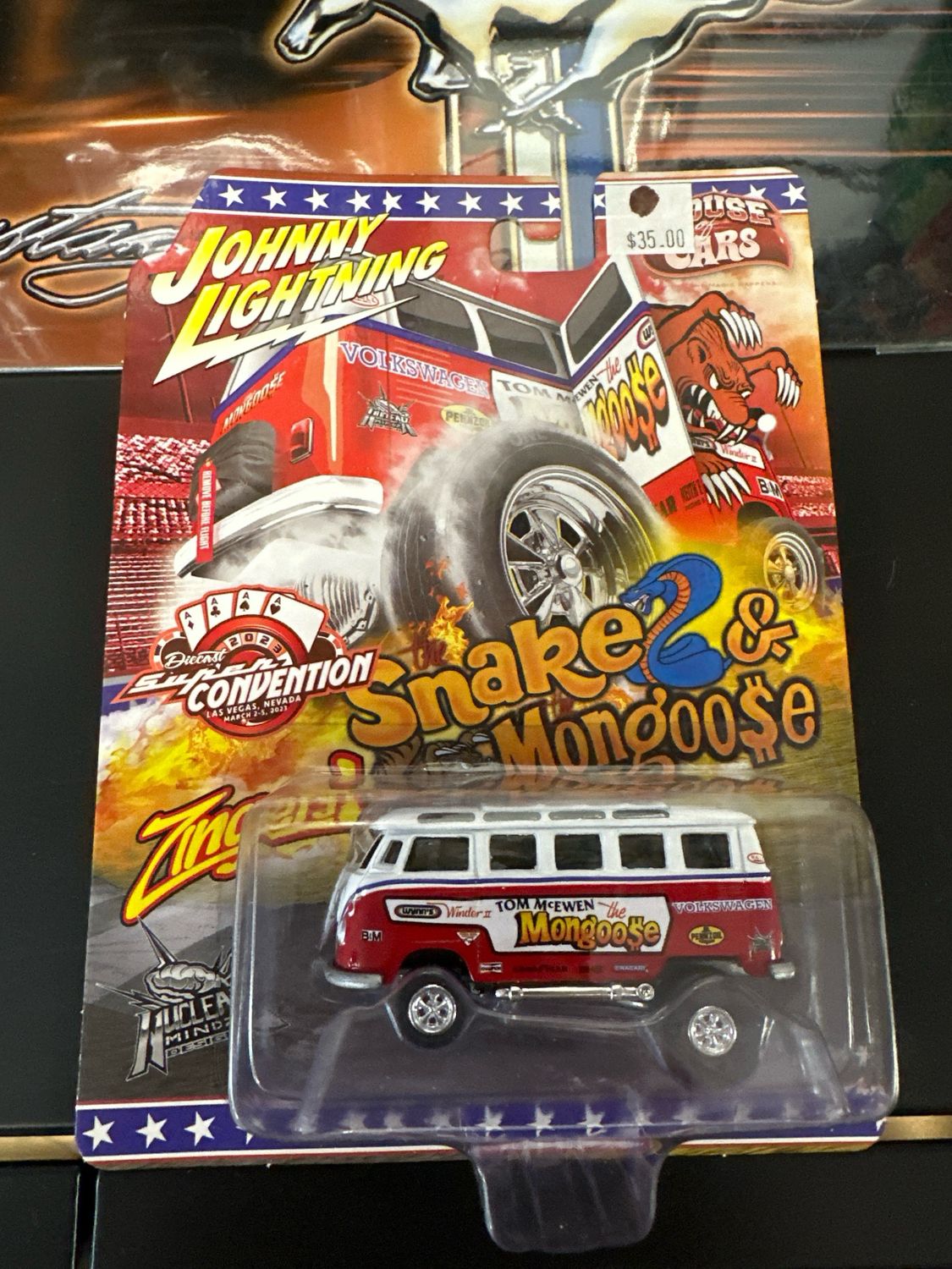 Snake And Monngoose Red