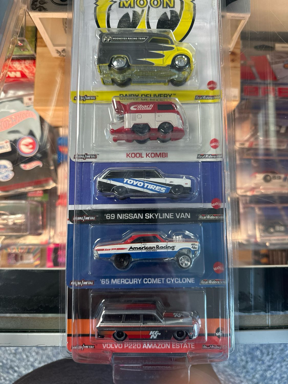 Mooneyes Set