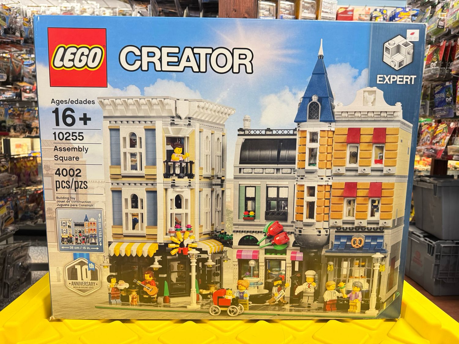 Creator Expert Assembly Square