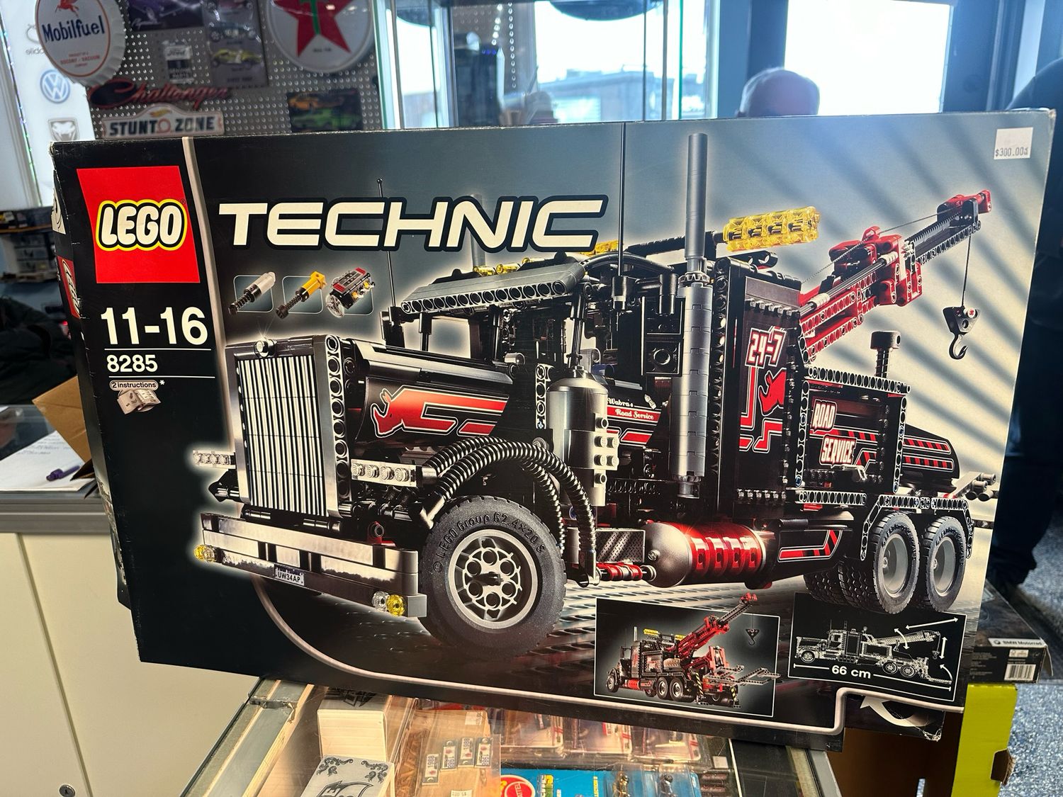 Techic Tow Truck Black Wrecker