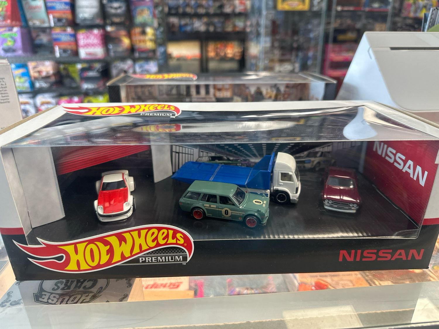 Nissan Box Set