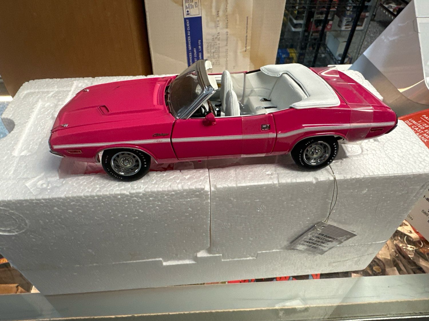 70 Challenger R/T Convertible Panther Pink