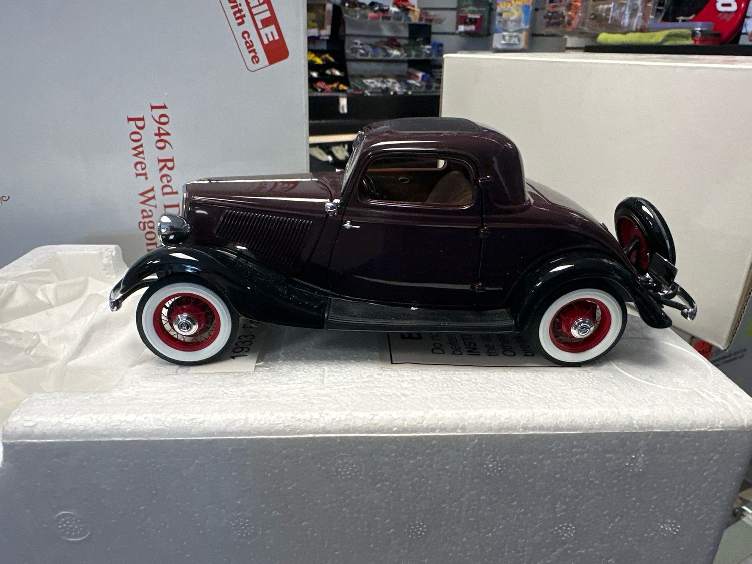 33 Ford Deluxe Coupe