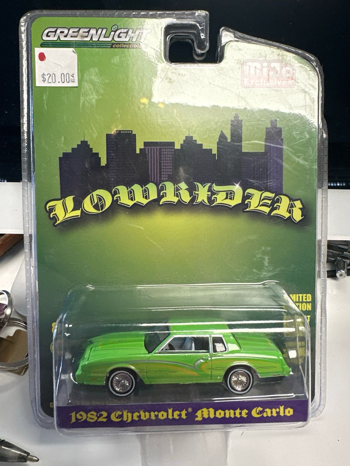 Lowriders 82 Chevy Monte