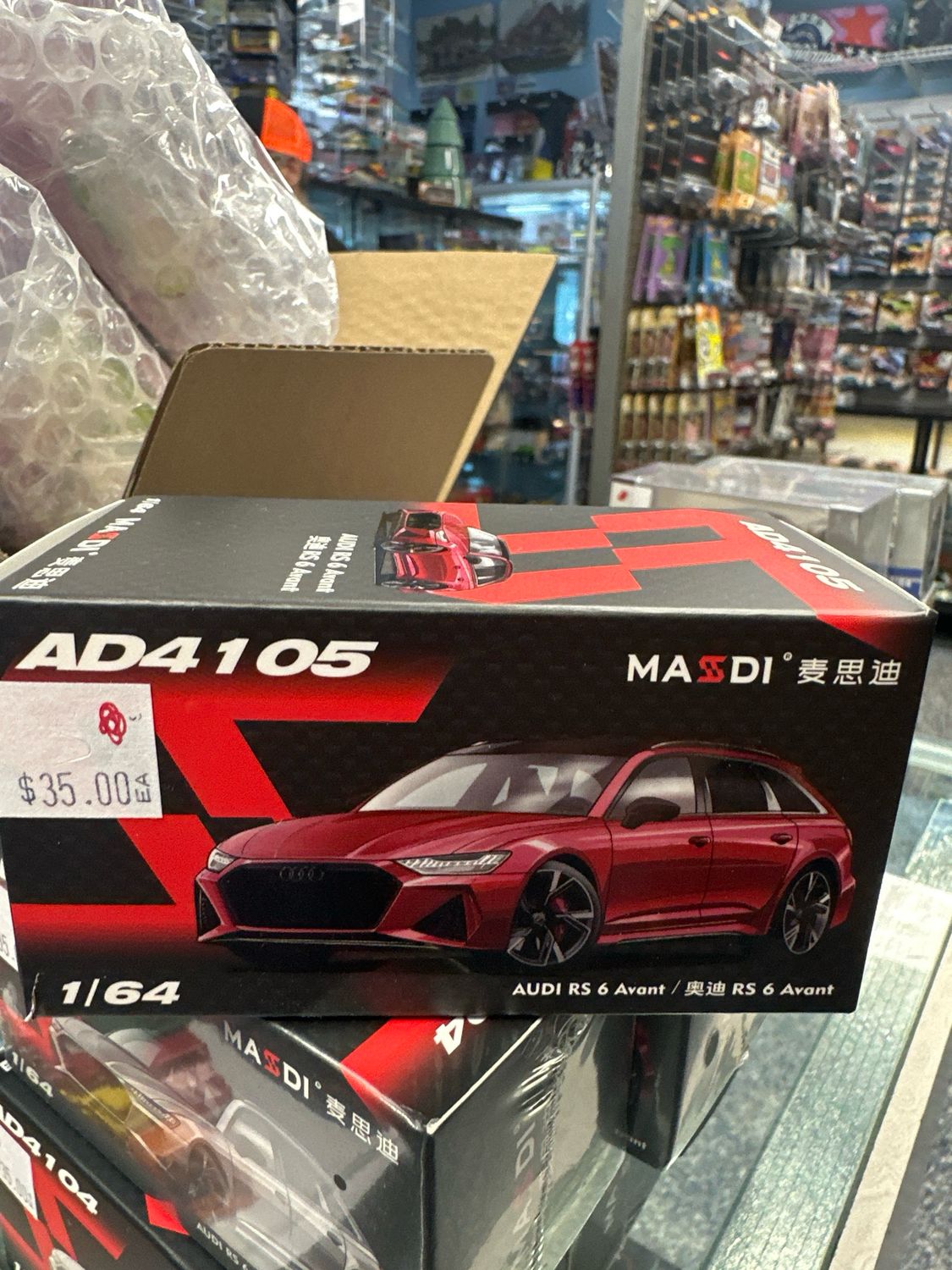 Ad4 105 Audi RS AVANT RED