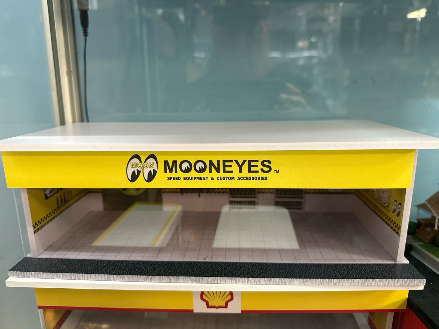 Moon Eyes Diorama