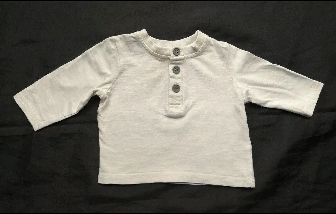 Boys long sleeved top